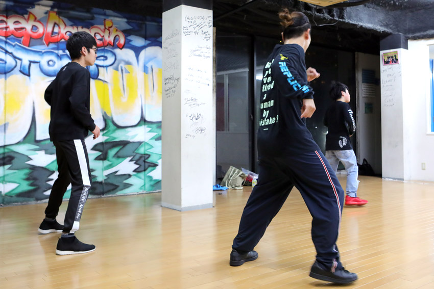ダンススタジオSTOMP